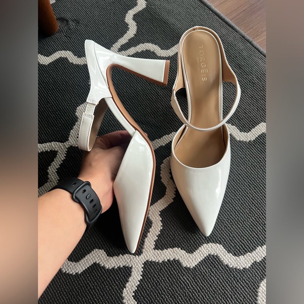 Never Worn- Torgeis New York- White Mules